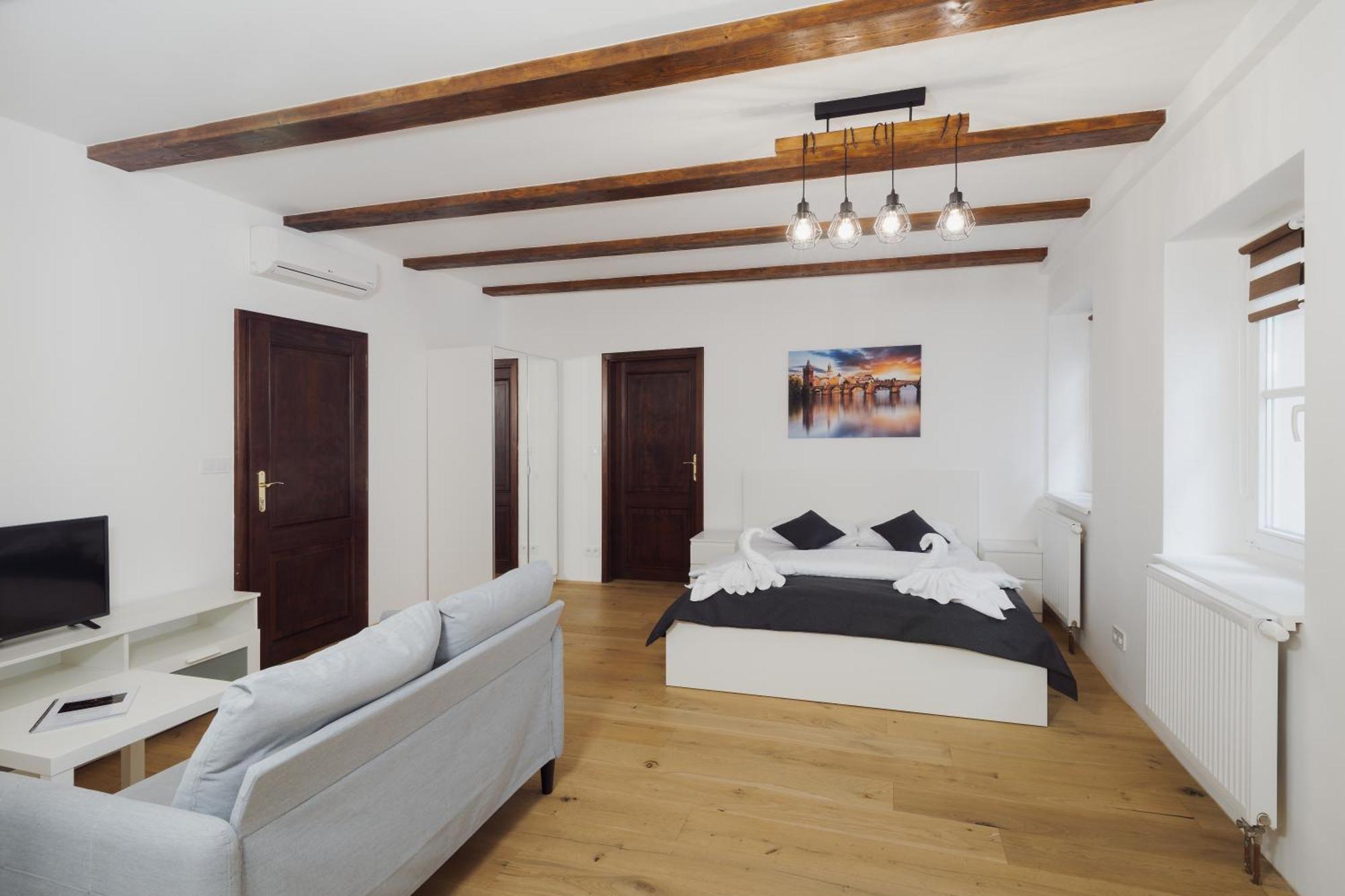 Prague Old Town Liliova Garden Hotel Bagian luar foto