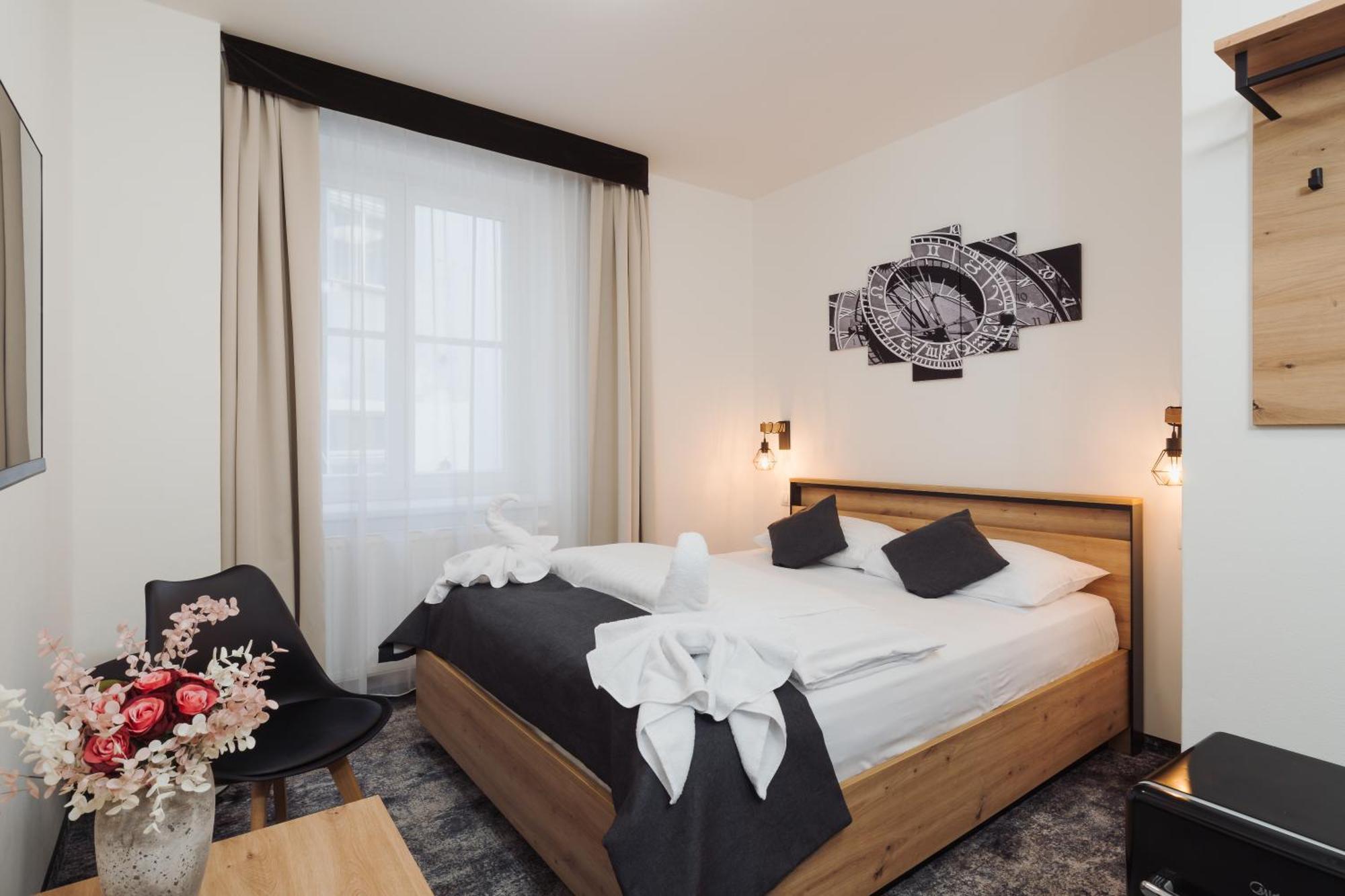 Prague Old Town Liliova Garden Hotel Bagian luar foto